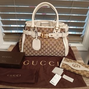 ❤EXQUISITE💚RARE💗 GUCCI RUNNING TOTE & WALLET